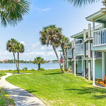 Eco-Bungalow Condo Pensacola Beach Access!